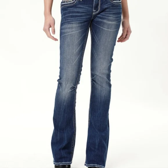 NWT rock revival jeans - Picture 2 of 6